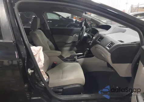 2013 Honda Civic Lx z USA, uszkodzony, nr VIN 2HGFB2F55DH553961